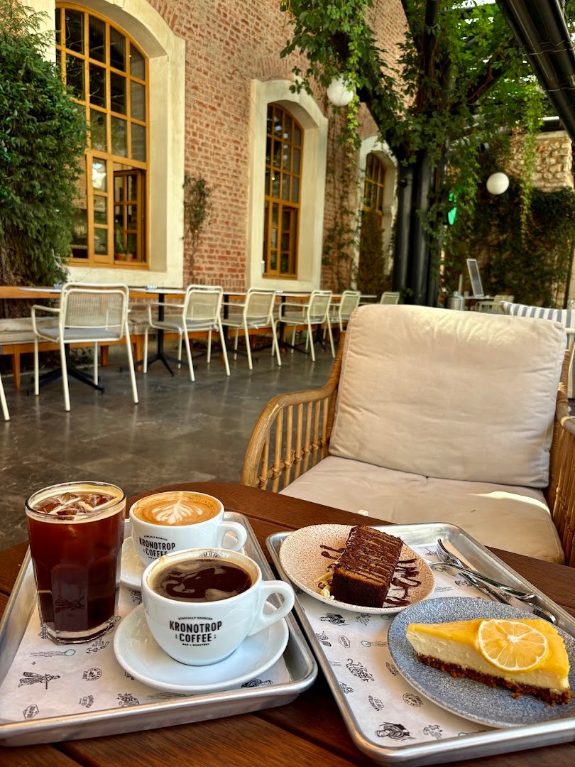 Kronotrop Fişekhane Eatery specialty coffee shop in Istanbul - photo 8