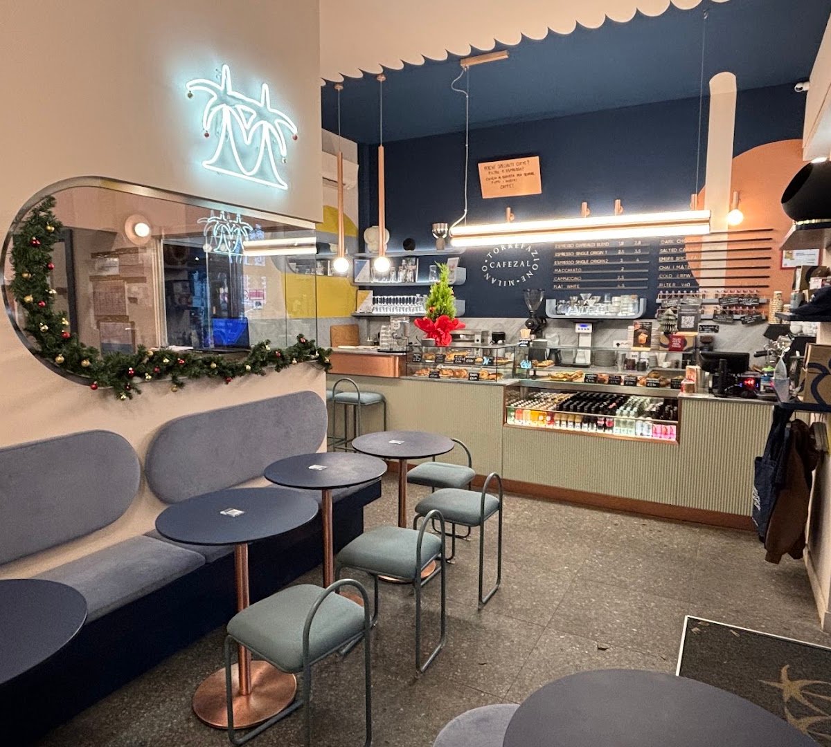 Interior of Cafezal Brunch & Specialty Coffee - Porta Venezia, specialty coffee shop in Milan