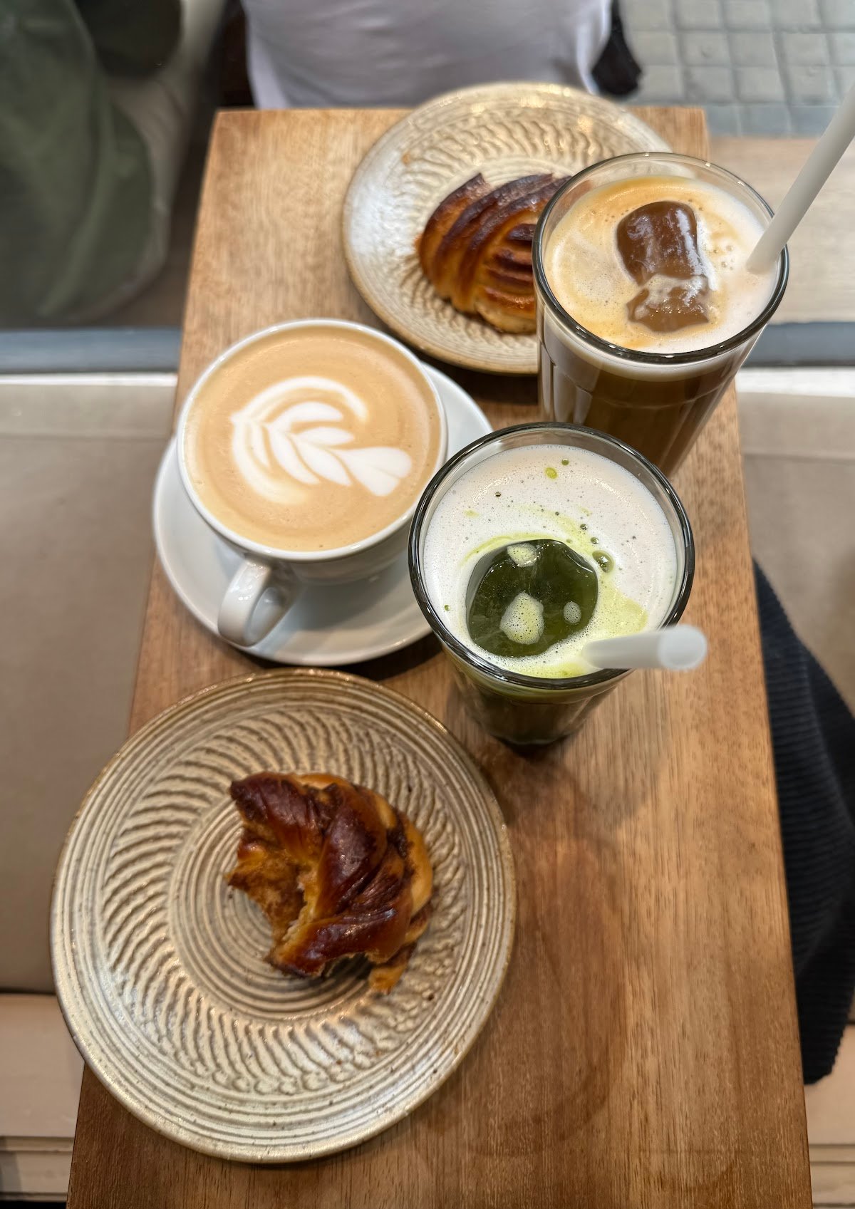 ONIS COFFEE specialty coffee shop in Barcelona - photo 6