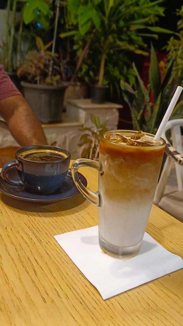 Coffee at javaphile pali, specialty coffee shop in Mumbai