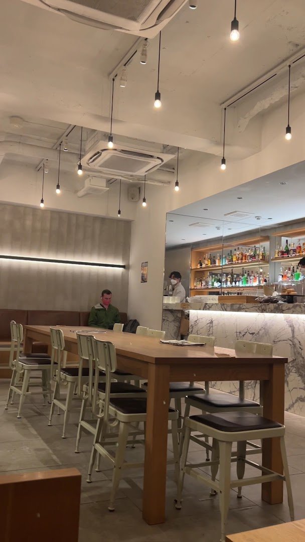 Interior of Streamer Coffee Company Akasaka, specialty coffee shop in Tokyo