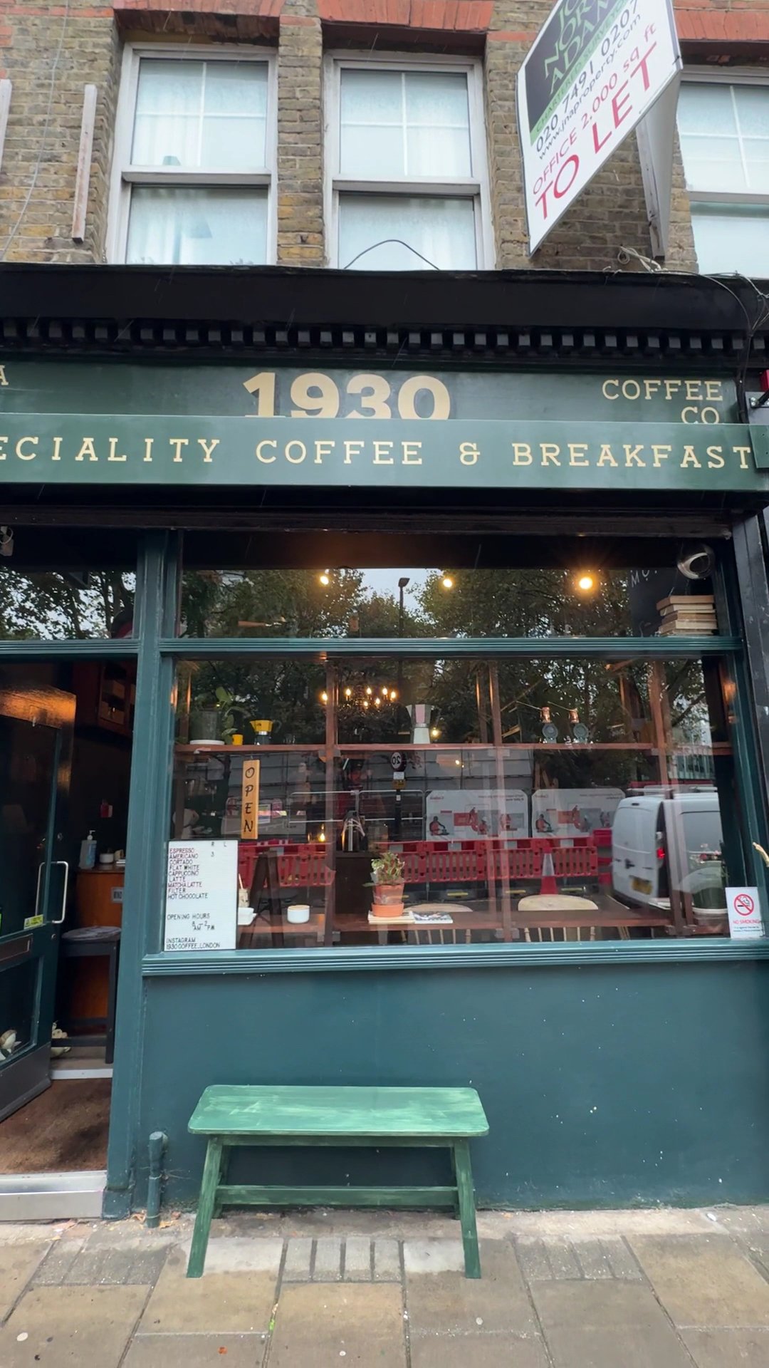 1930 Coffee Co London specialty coffee shop in London - photo 12