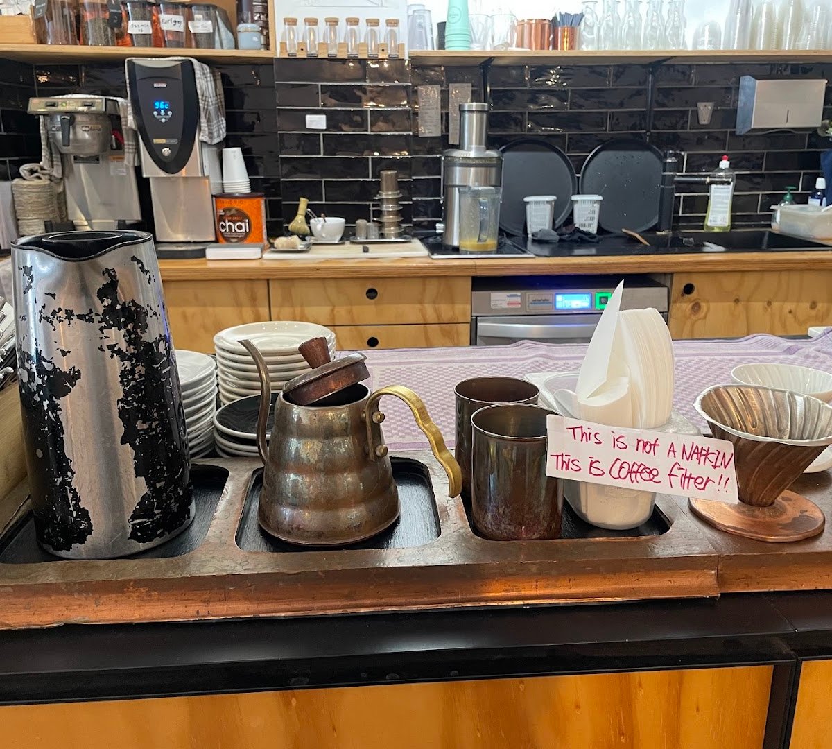 Refinery High End Coffee specialty coffee shop in Berlin - photo 8