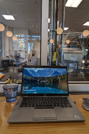 La Colombe Coffee Roasters specialty coffee shop in New York - photo 12