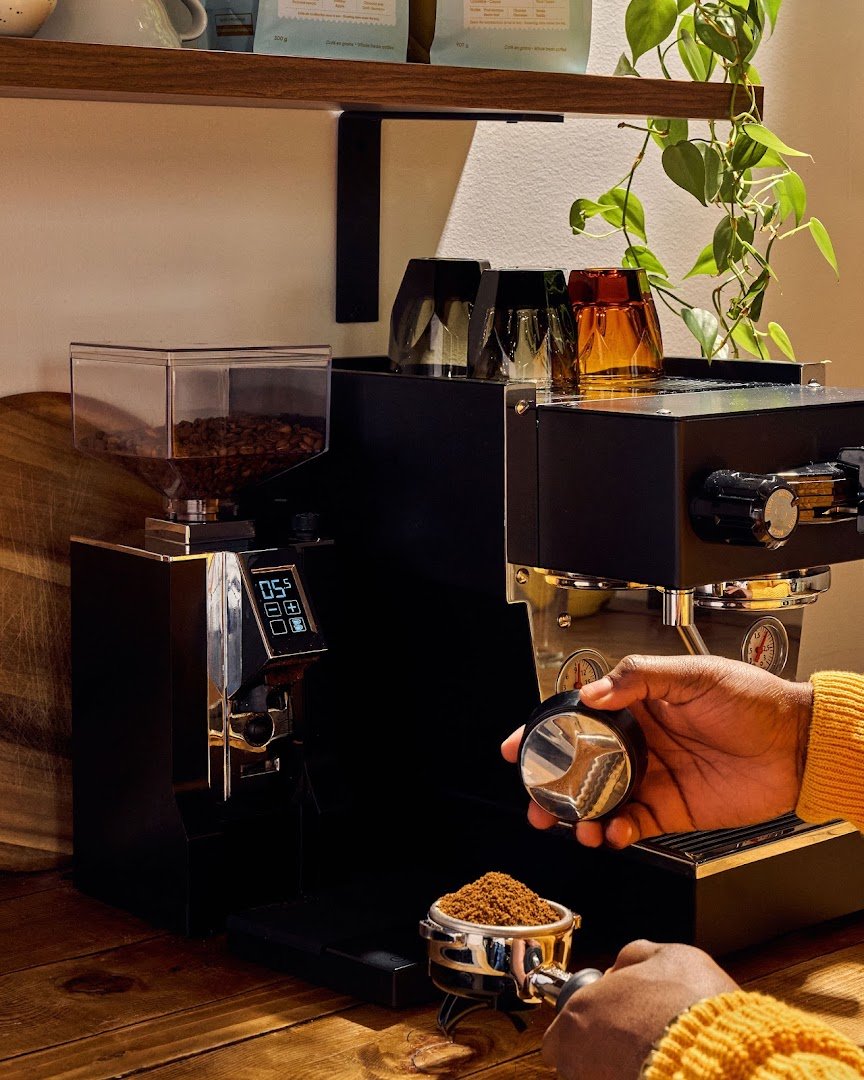 Interior of 94 Celcius, specialty coffee shop in Montreal