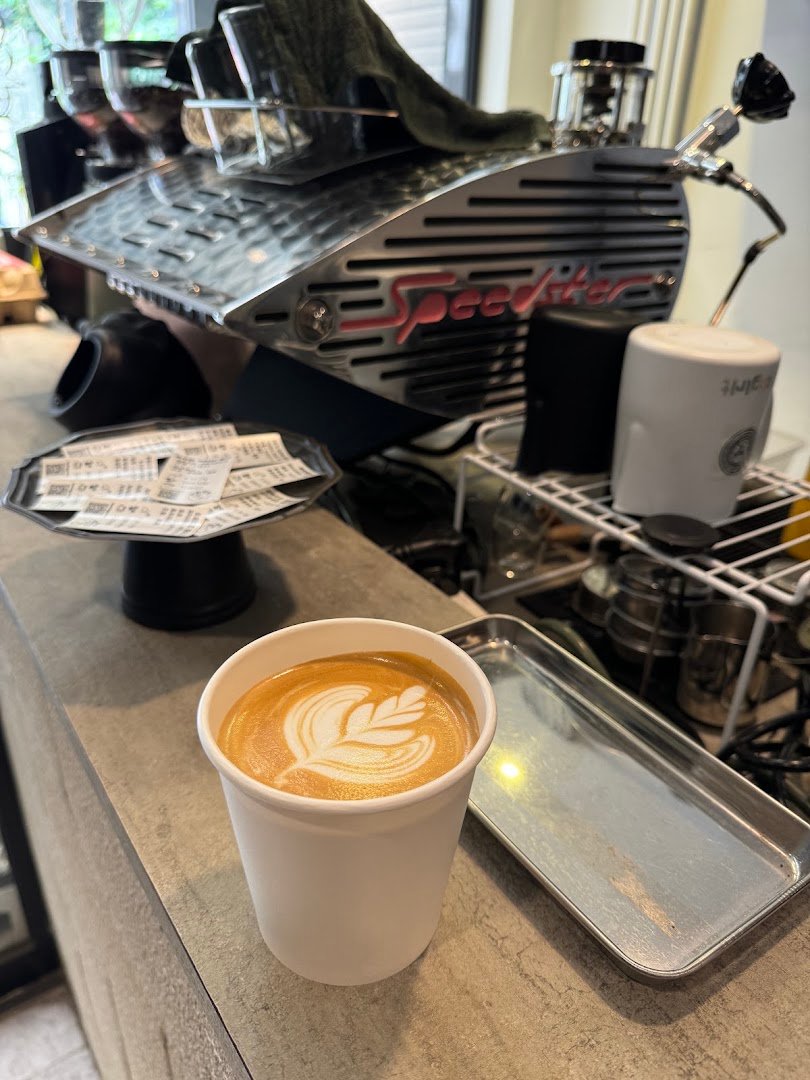 咖狗咖啡 Recycle Cargo Coffee specialty coffee shop in Taipei - photo 4