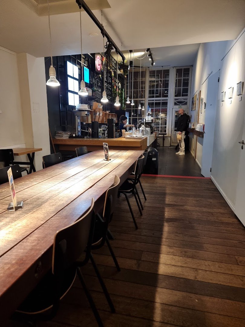 coffeecompany specialty coffee shop in Amsterdam - photo 11