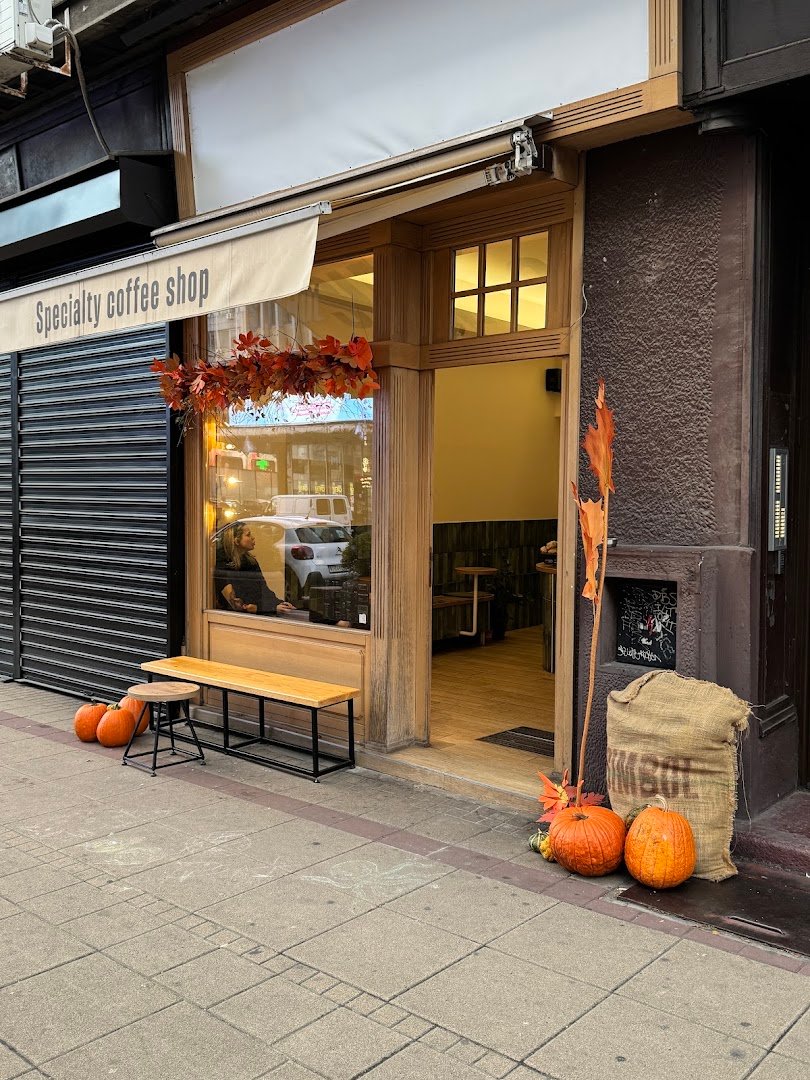 Storefront of Simbol specialty coffee shop, specialty coffee shop in Belgrade