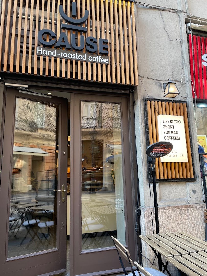 SALT Bakery X CAUSE specialty coffee shop in Budapest - photo 11