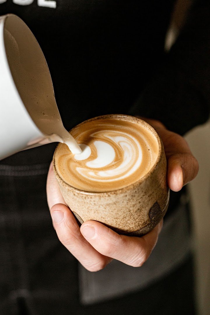 SALT Bakery X CAUSE specialty coffee shop in Budapest - photo 3