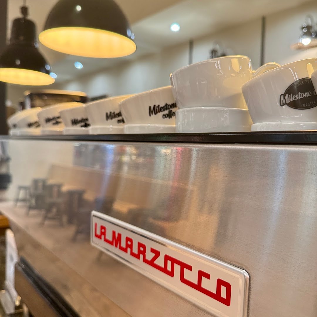 Interior of 마일스톤 커피 더현대 서울, specialty coffee shop in Seoul