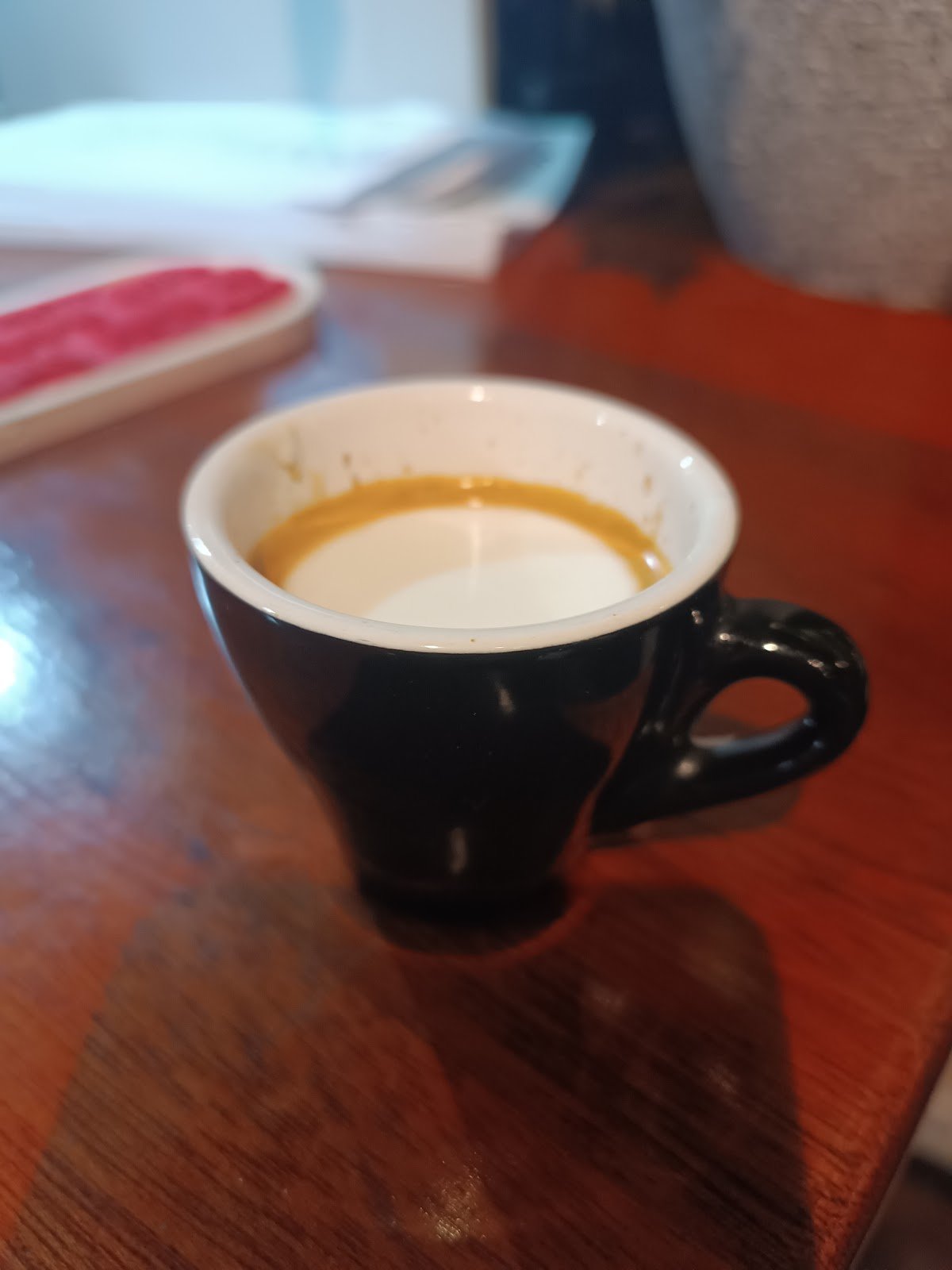 Espresso Cafe specialty coffee shop in Chicago - photo 4