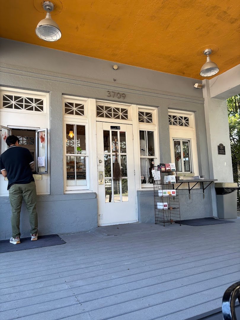 Retrospect Coffee Bar specialty coffee shop in Houston - photo 13