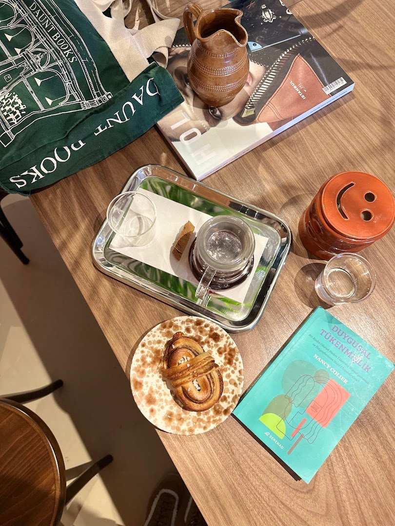 Brandmeesters Amsterdam specialty coffee shop in Amsterdam - photo 15