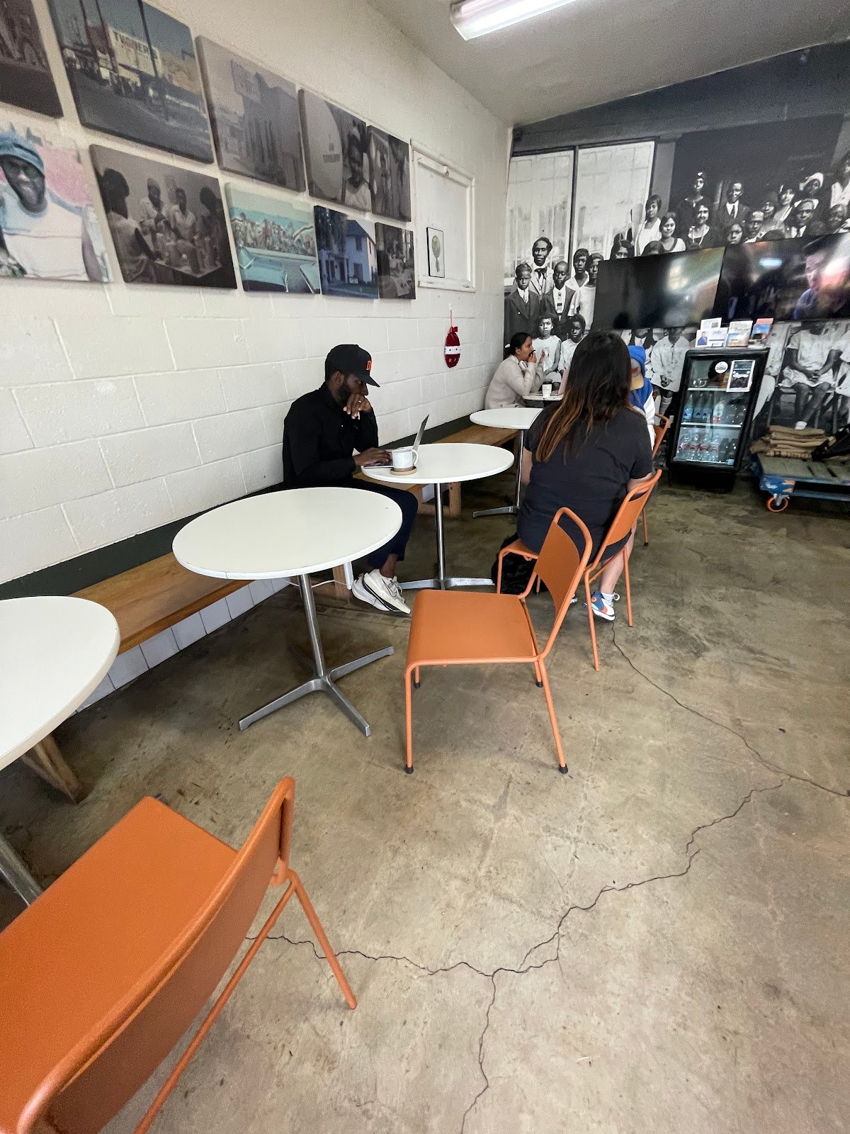 Patria Coffee Roasters specialty coffee shop in Los Angeles - photo 6