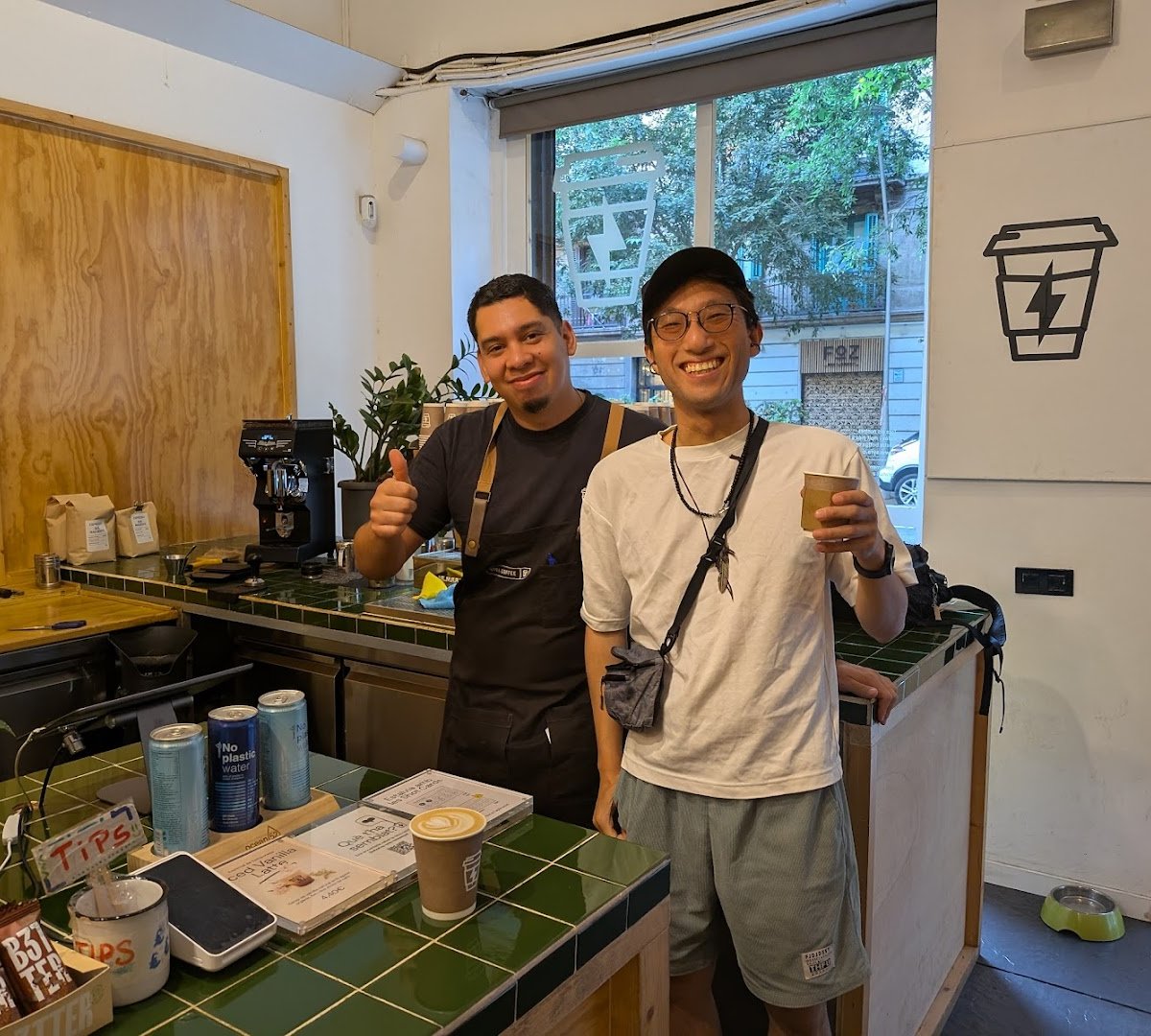 Syra Coffee specialty coffee shop in Barcelona - photo 5