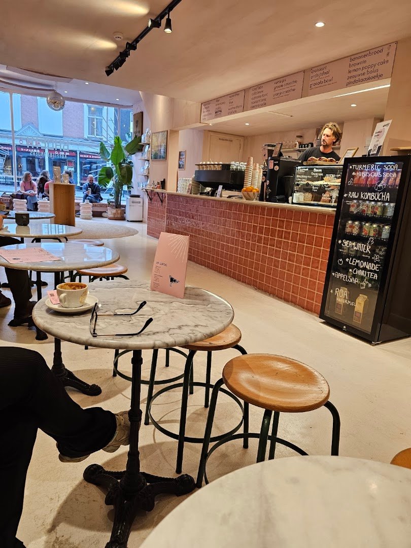 Badeta Coffee Roasters Van Wou/ Albert Cuyp Market specialty coffee shop in Amsterdam - photo 8