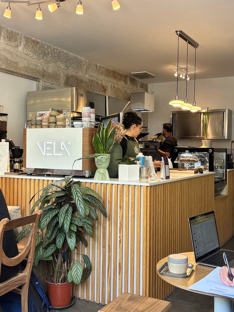 Interior of Baco Coffee Lab, specialty coffee shop in Porto