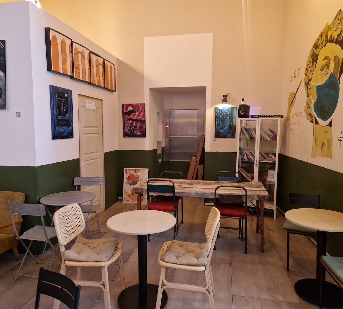 Kern Collective Coffee specialty coffee shop in Budapest - photo 6