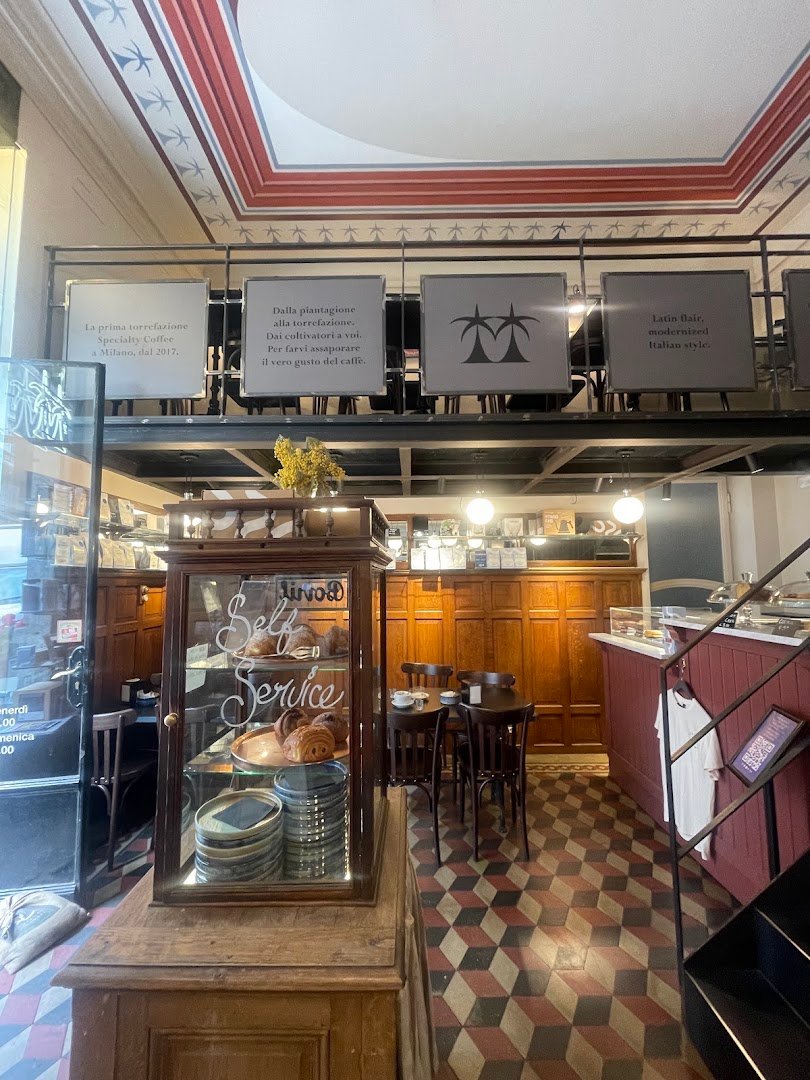 Interior of Cafezal Specialty Coffee - Magenta, specialty coffee shop in Milan