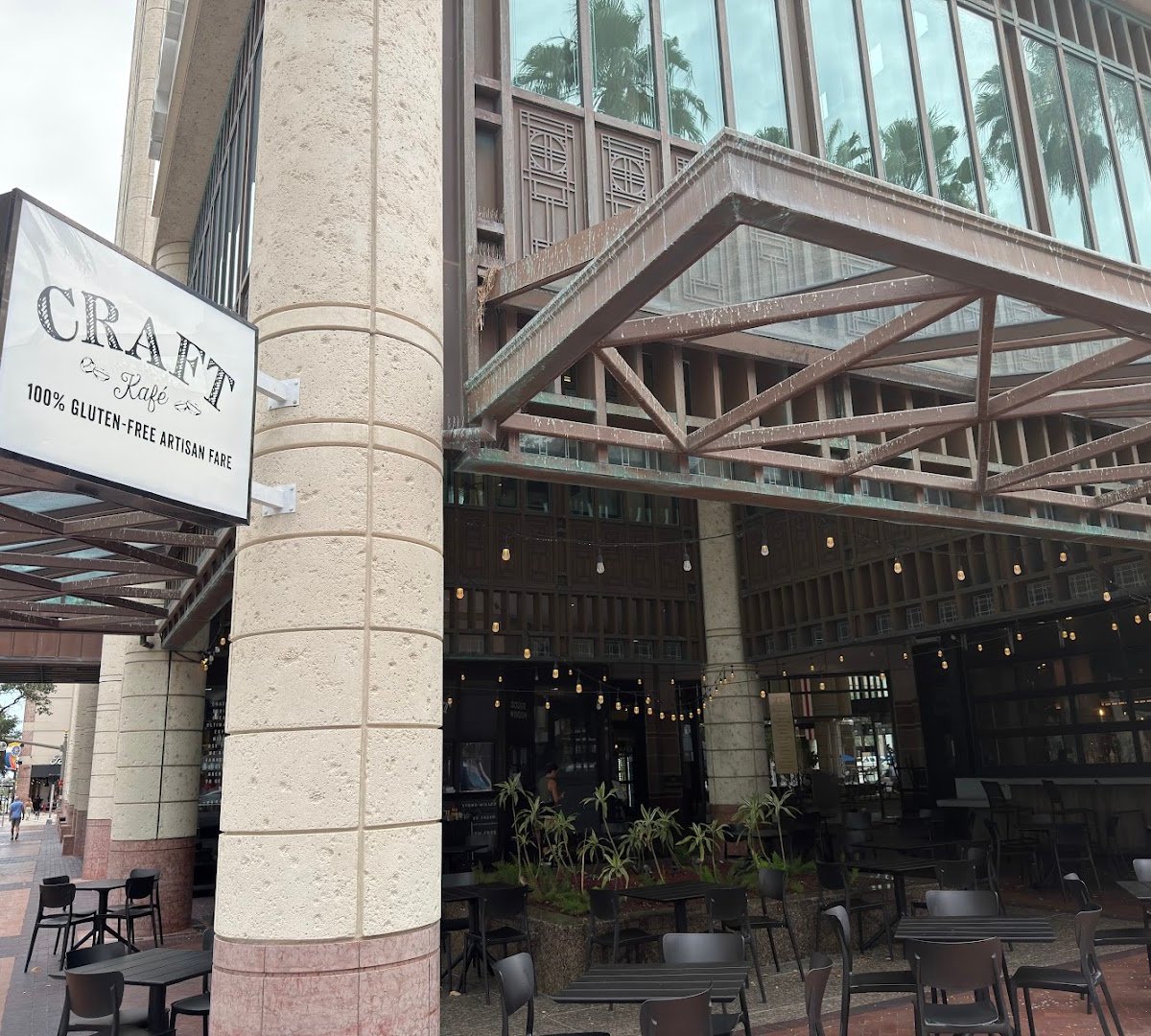 Storefront of Craft Kafe Downtown, specialty coffee shop in Tampa-St. Petersburg