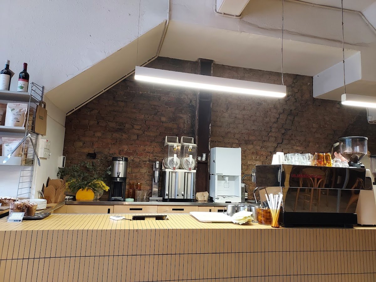 Juliet’s Quality Foods specialty coffee shop in London - photo 4