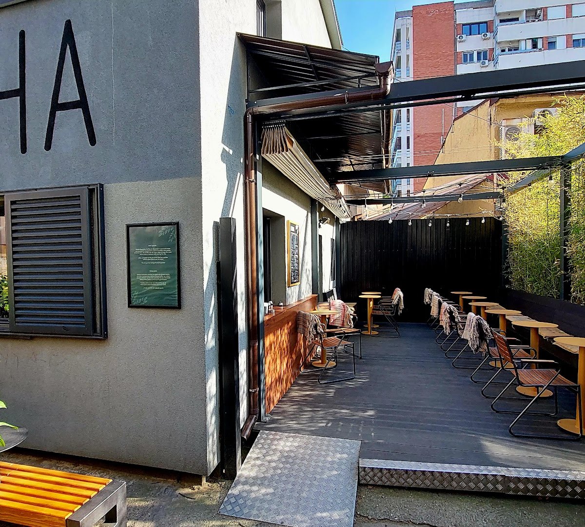 Storefront of Dusha Specialty Coffee, specialty coffee shop in Belgrade