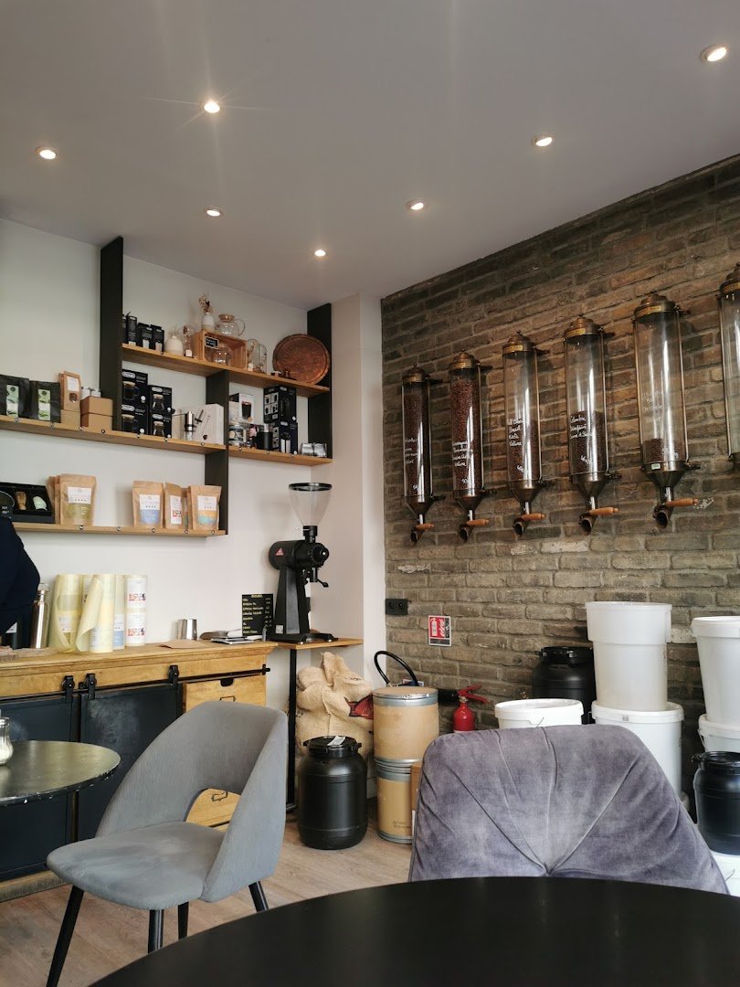 Gaia Torréfacteur specialty coffee shop in Paris - photo 10