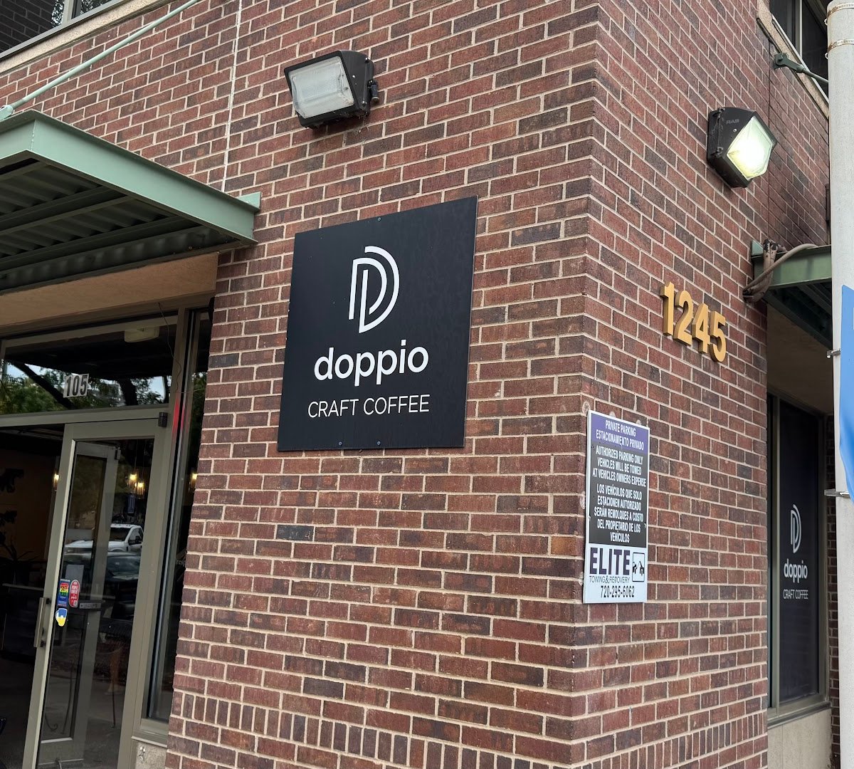 Doppio Coffee specialty coffee shop in Denver - photo 4