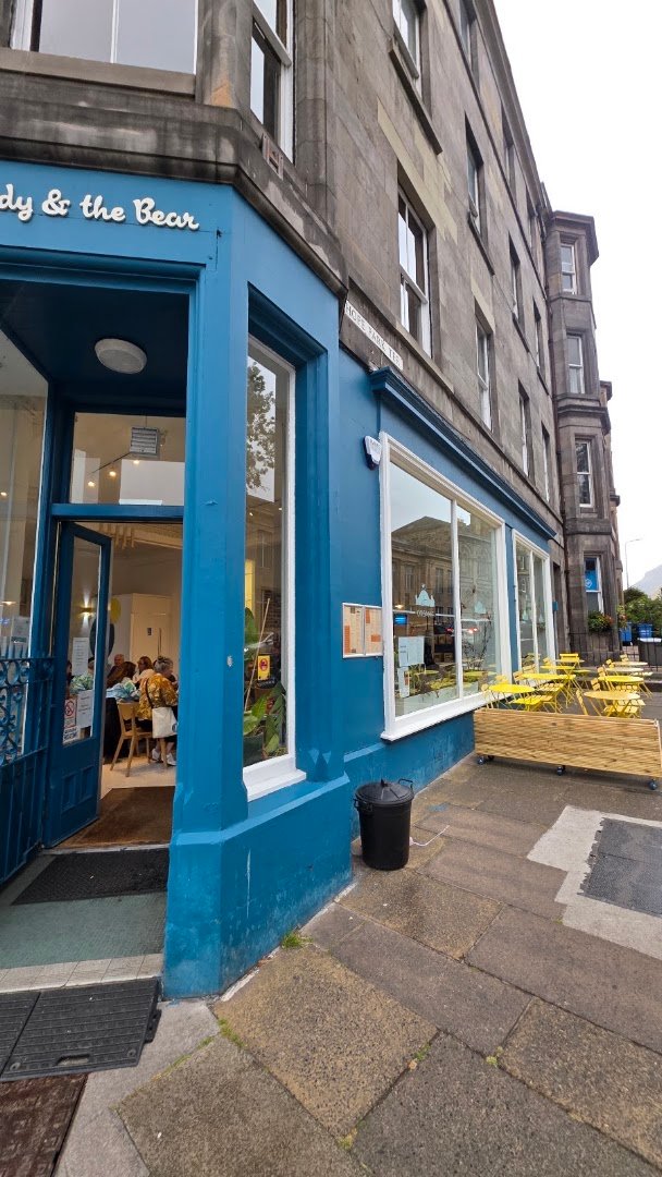 Storefront of Lady and The Bear, specialty coffee shop in Edinburgh