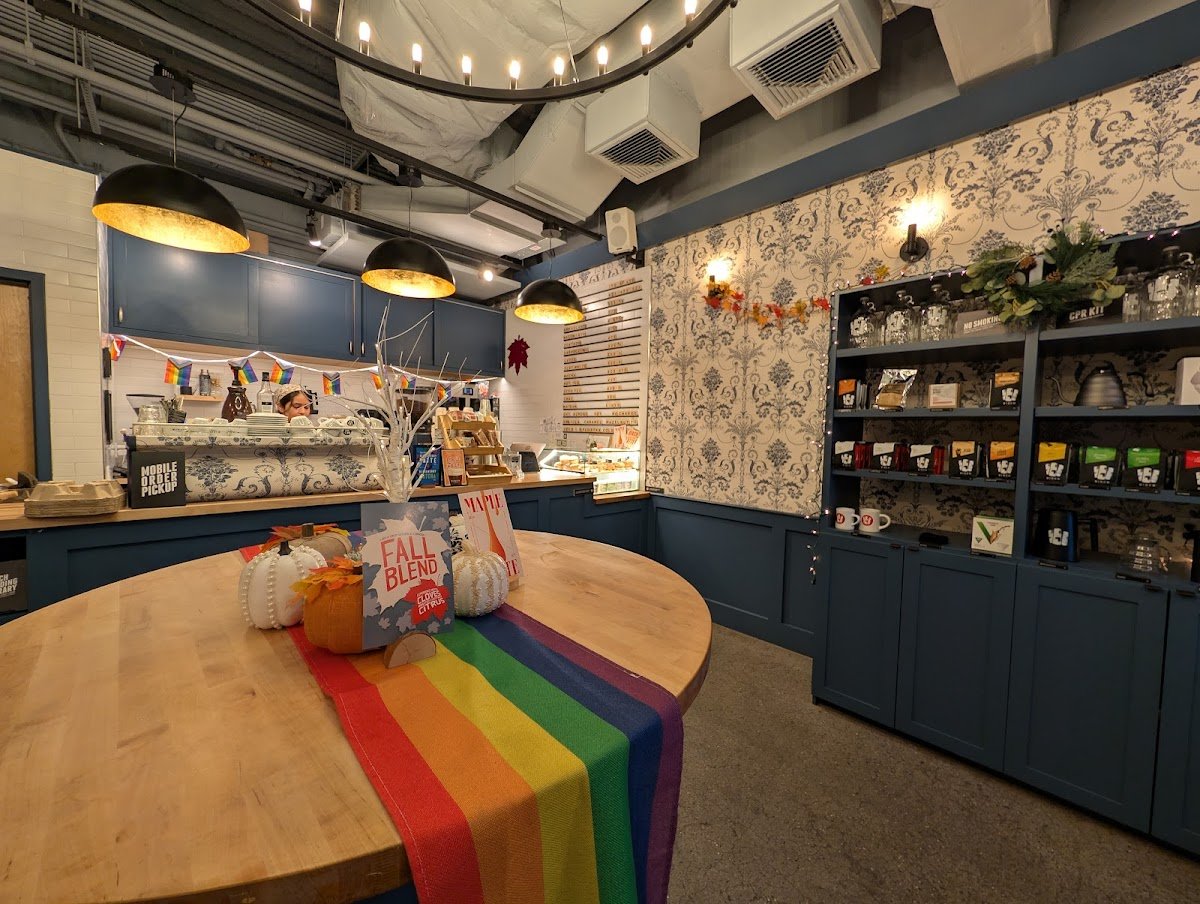 Birch Coffee specialty coffee shop in New York - photo 2