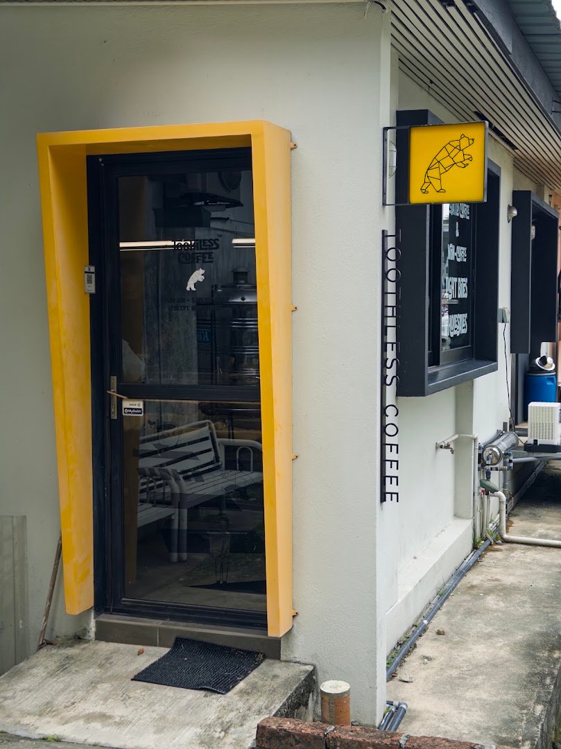 Toothless Coffee specialty coffee shop in Kuala Lumpur - photo 7