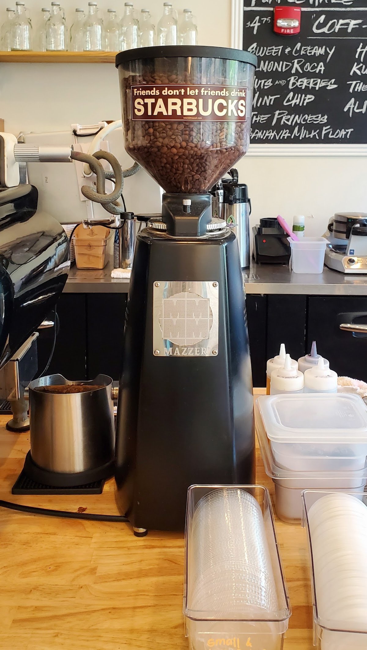 Ali'i Coffee Co. specialty coffee shop in Honolulu - photo 12