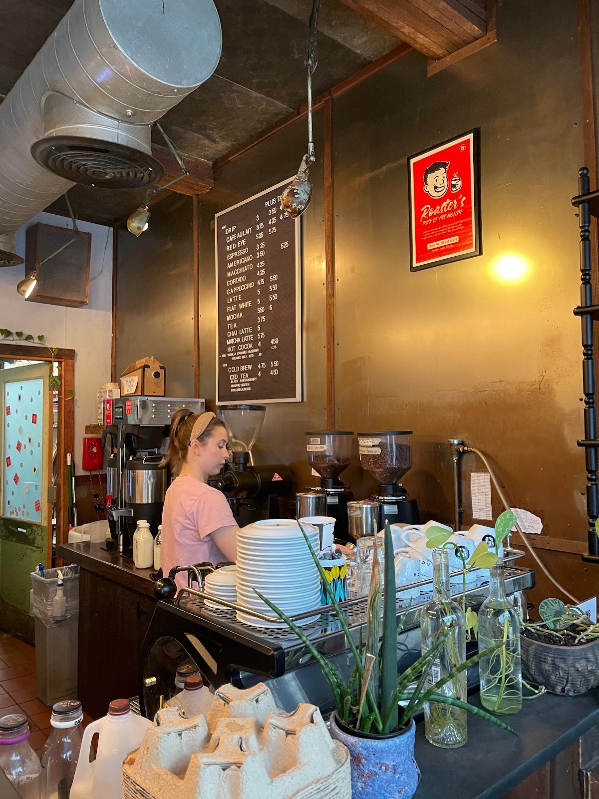 Birch Coffee specialty coffee shop in New York - photo 8