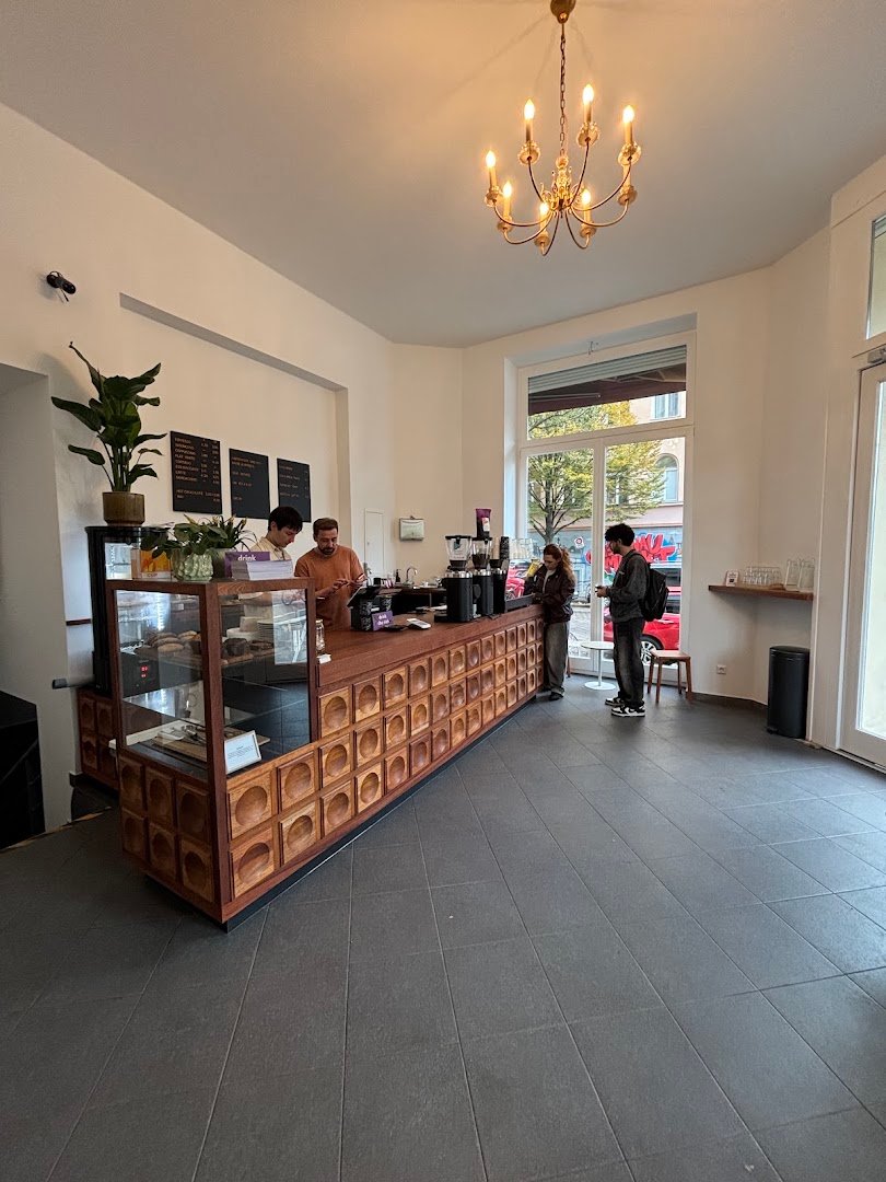 Flying Roasters specialty coffee shop in Berlin - photo 5